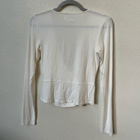 GOOD AMERICAN | Low-Cut Good Touch Soft Long Sleeve Wrap Top in Ivory | Size 2 - Picture 8 of 11